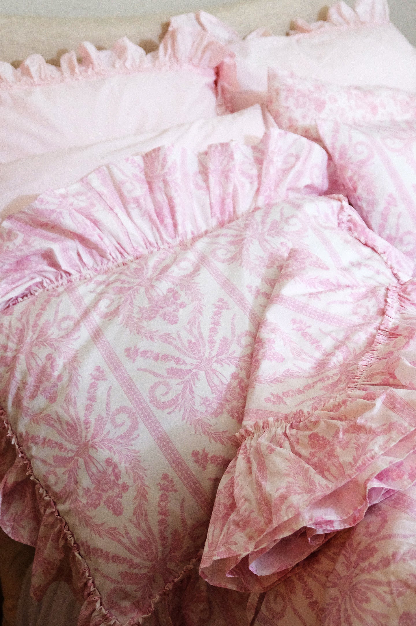 Pink Ruffle Sheets